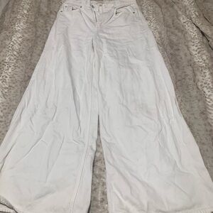 Universal Thread Women's Flare White Jeans